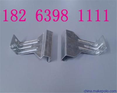 鋁鎂錳板系統全解析 從支座、堵頭到鎖邊機，以山東蘭陵晟泰鋼構為例